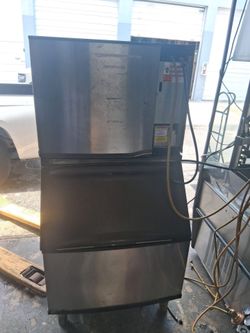 Ice Maker Machine