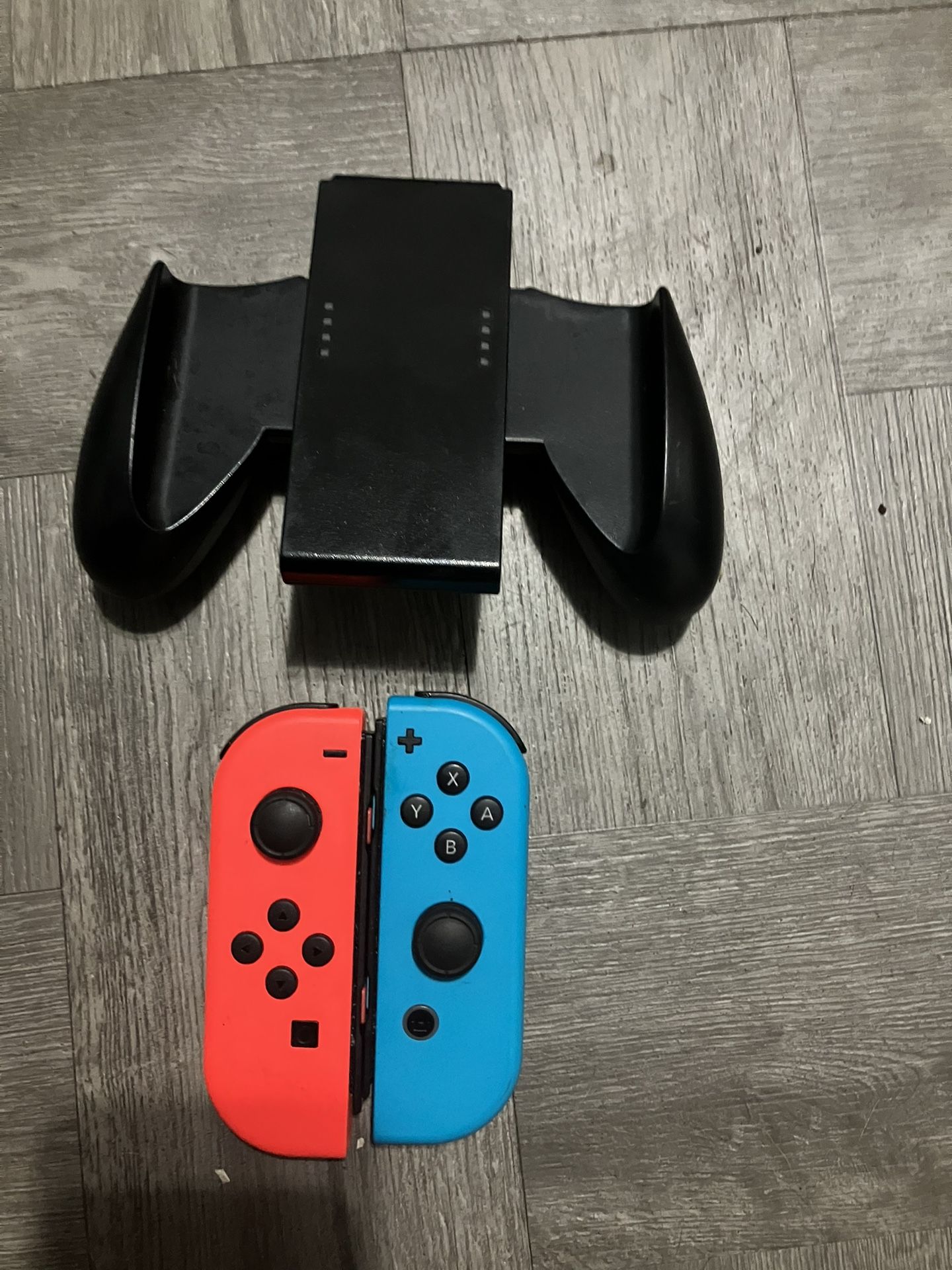 Selling Controller With Sticks