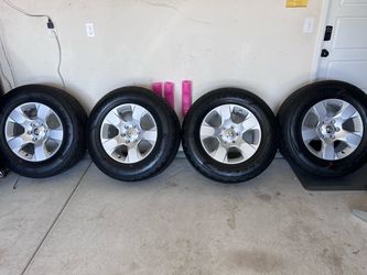 DODGE RAM 1500 HEMI GOODYEAR TIRES WITH RIMS 275/65/18 6 LUGS
