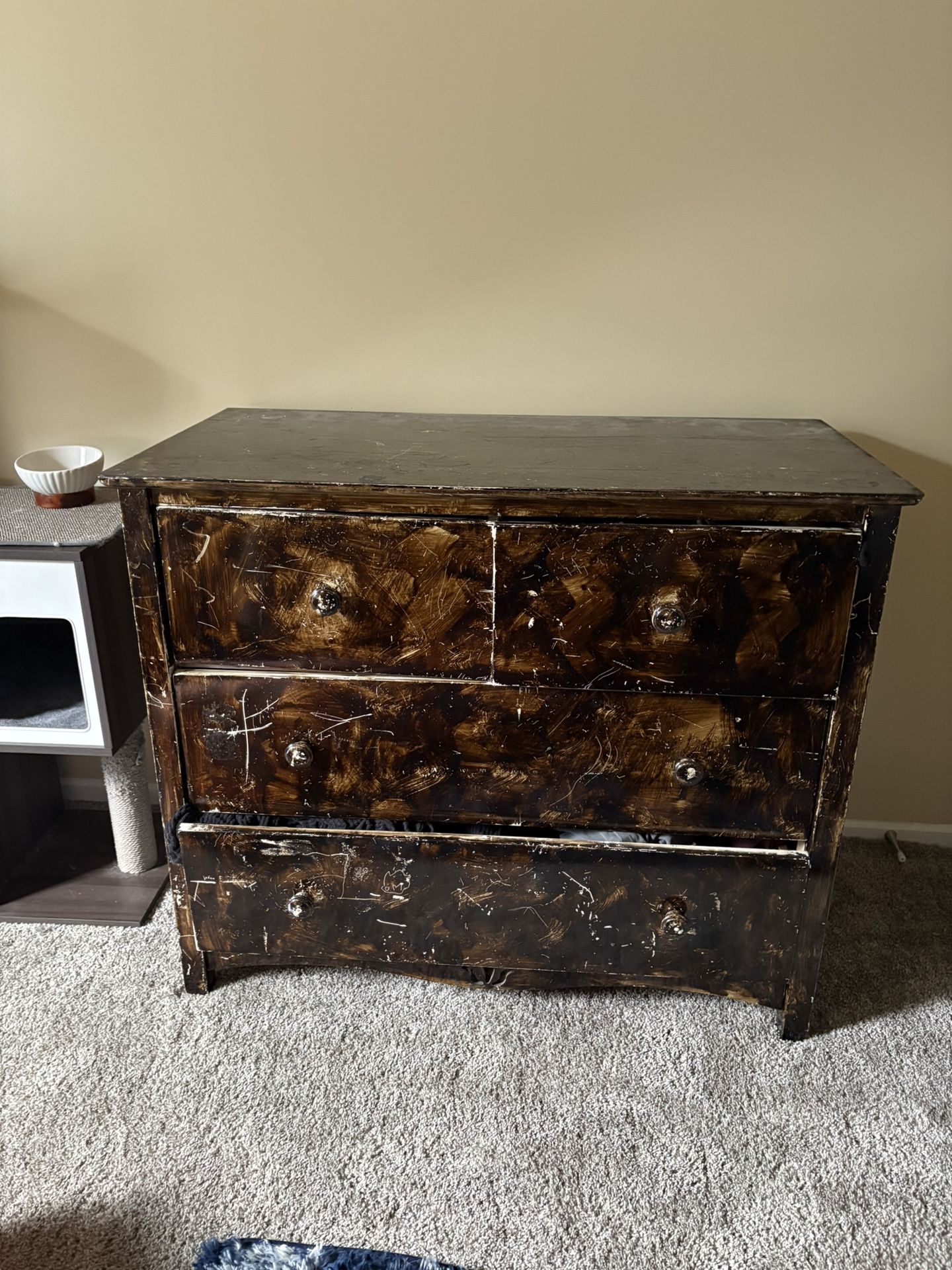 4 Drawer Dresser Free