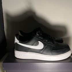 Black and White Nike Air Forces - Comes with box