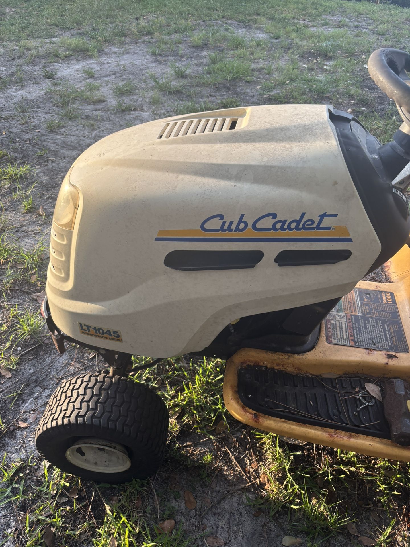 Cub Cadet Lt1045 Hood
