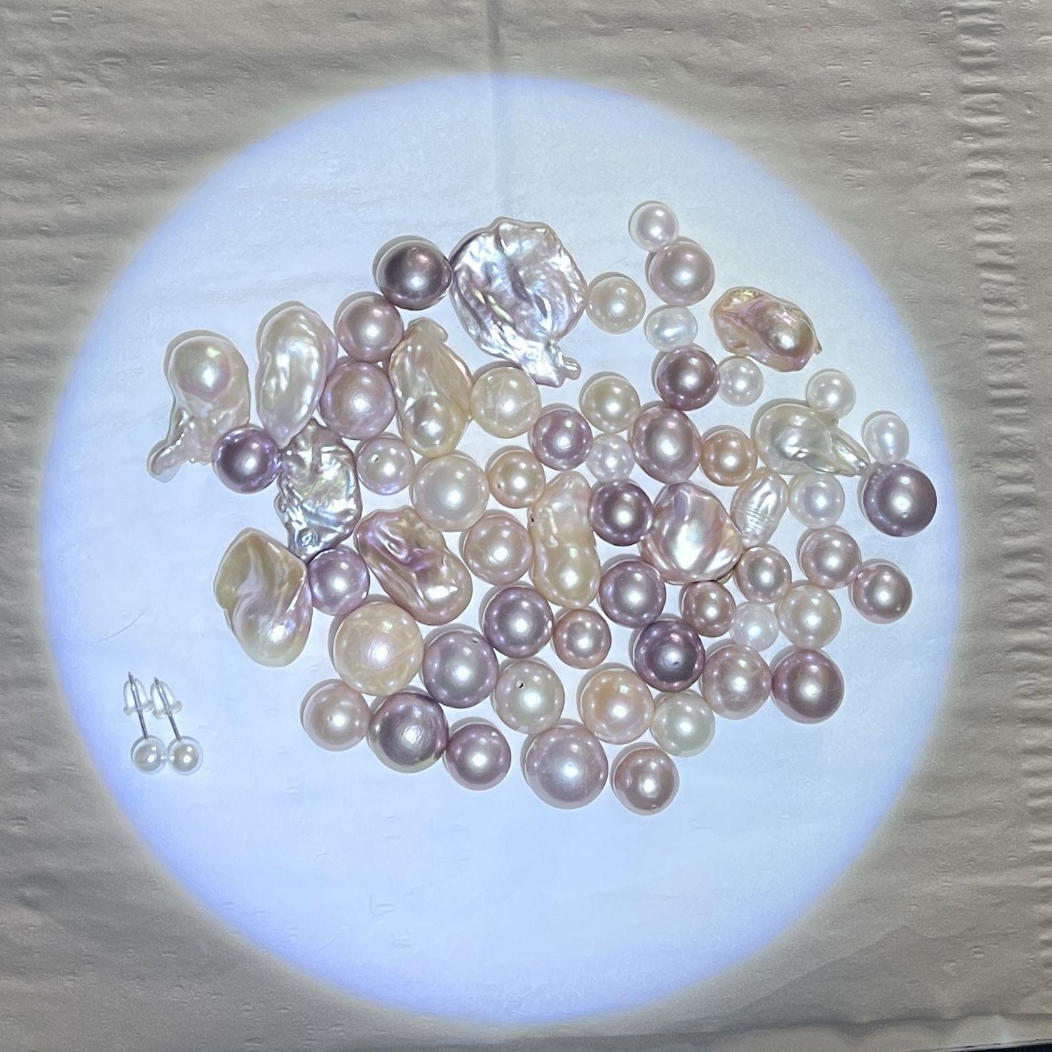 Natural Freshwater Pearl