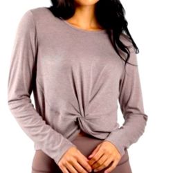 Women’s Flattering Long Sleeve Top