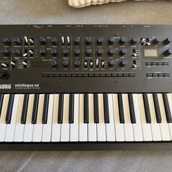 Korg minilogue xd with decksaver