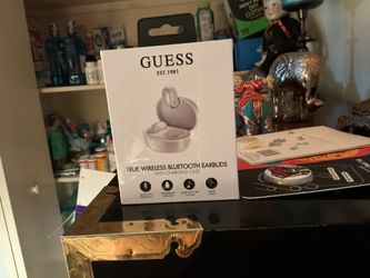 Guess True Wireless Bluetooth Earbuds