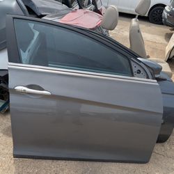 Front Door  RH Hyundai Sonata 2011 2014