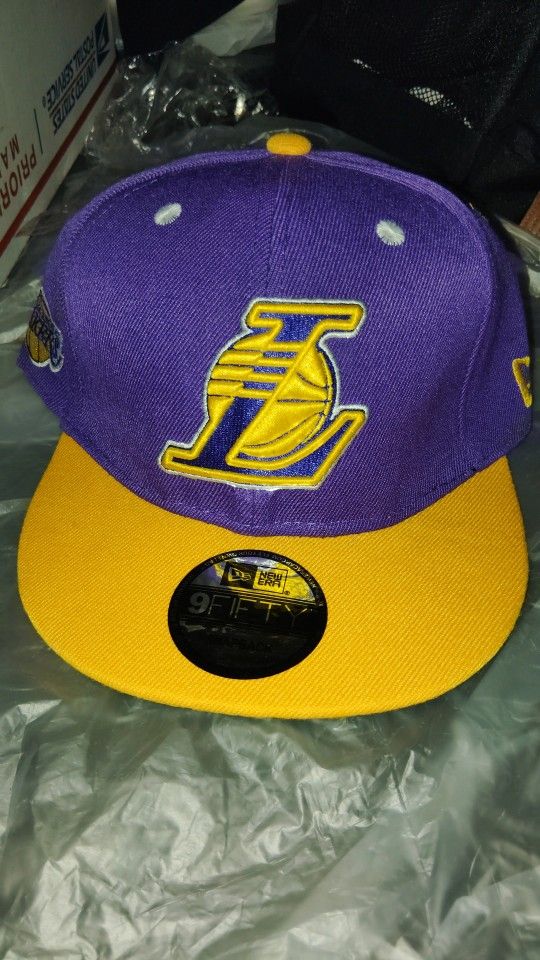 LAKERS