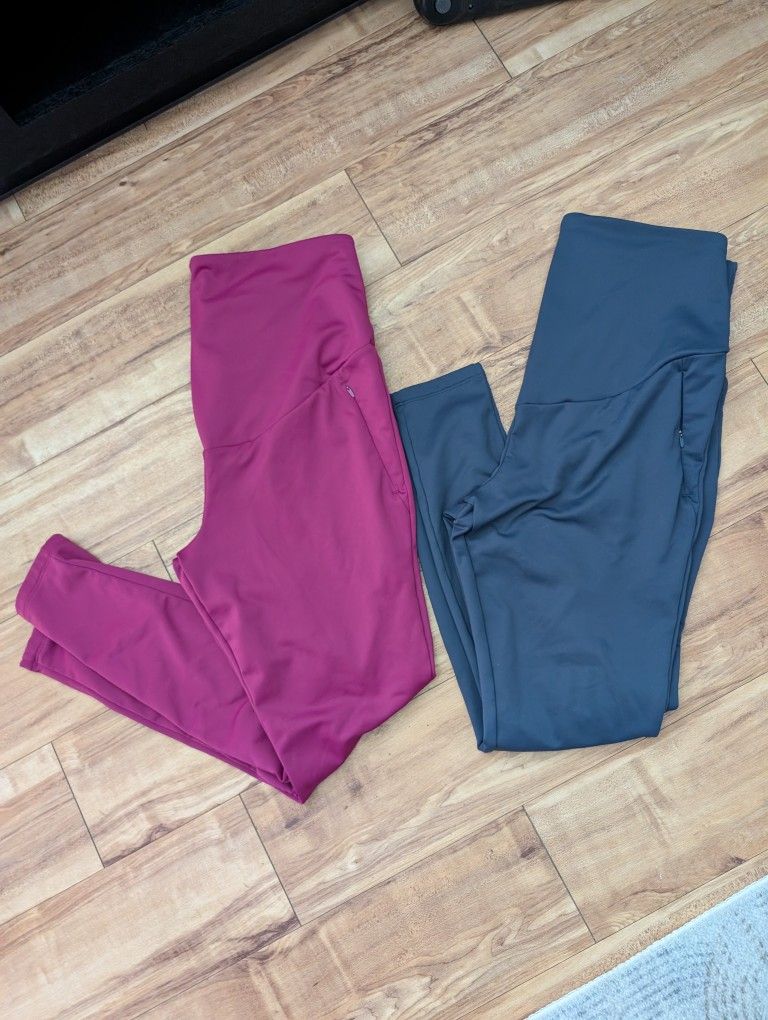 2 Old Navy Maternity Leggings Size L