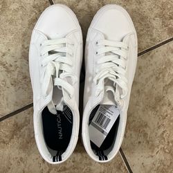 Nautica white shoes women size 8