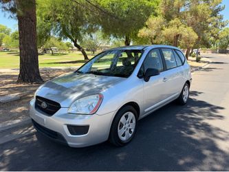 2009 Kia Rondo