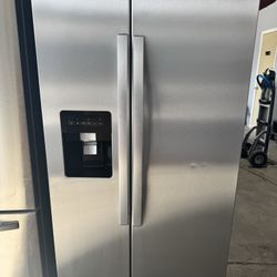 Whirlpool Refrigerator 36 "width Stainless Steel 