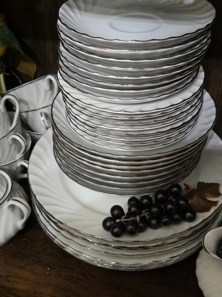 Norleans China Service For 8
