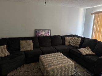 4 piece sectional couch and matching Ottoman