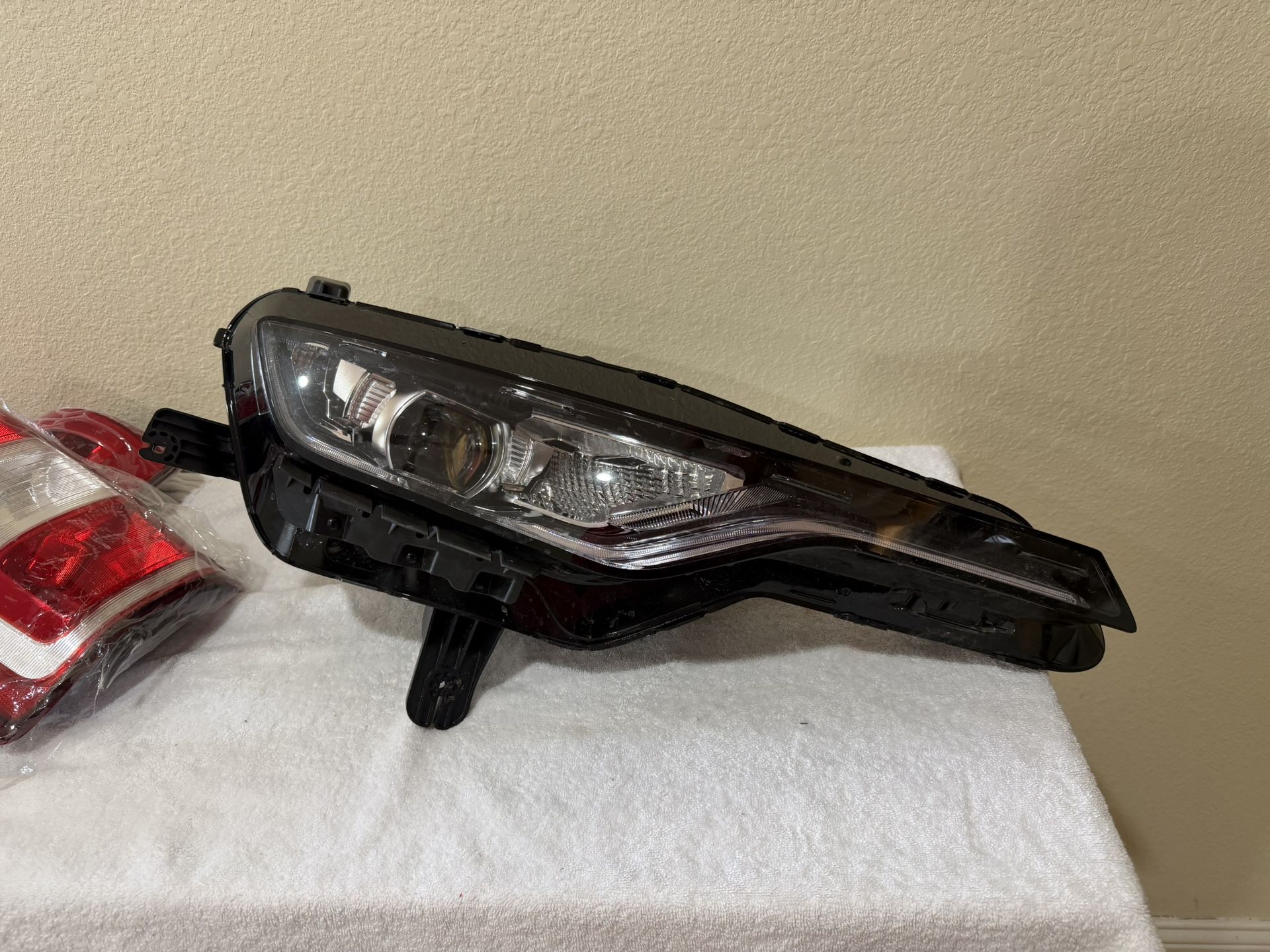 2019-2023 chevrolet camaro ss rs headlight