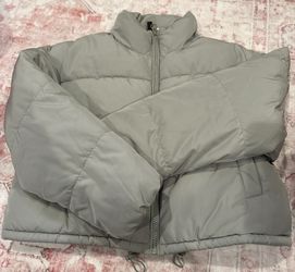 H&M Divided Crop Green Puffer Jacket Women’s Small