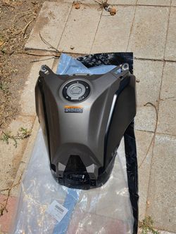 2025 Yamaha Tenere 700 T7 OEM Gas Tank