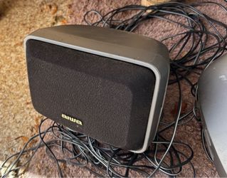 pair of Aiwa SX-R210 surround stereo speakers