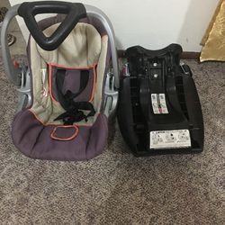 Baby car seat and based good condition and clean