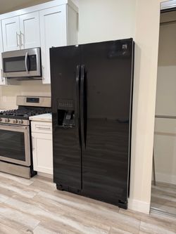Black fridge