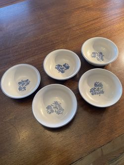 Set of 5 - Pfaltzgraff Yorktowne stoneware vegetable serving soup dinner dinner wear bowls