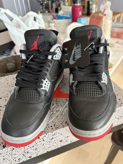 Jordan 4’s Size 9.5