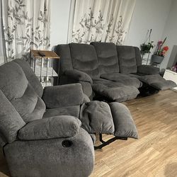 Grey recliner sofa’s
