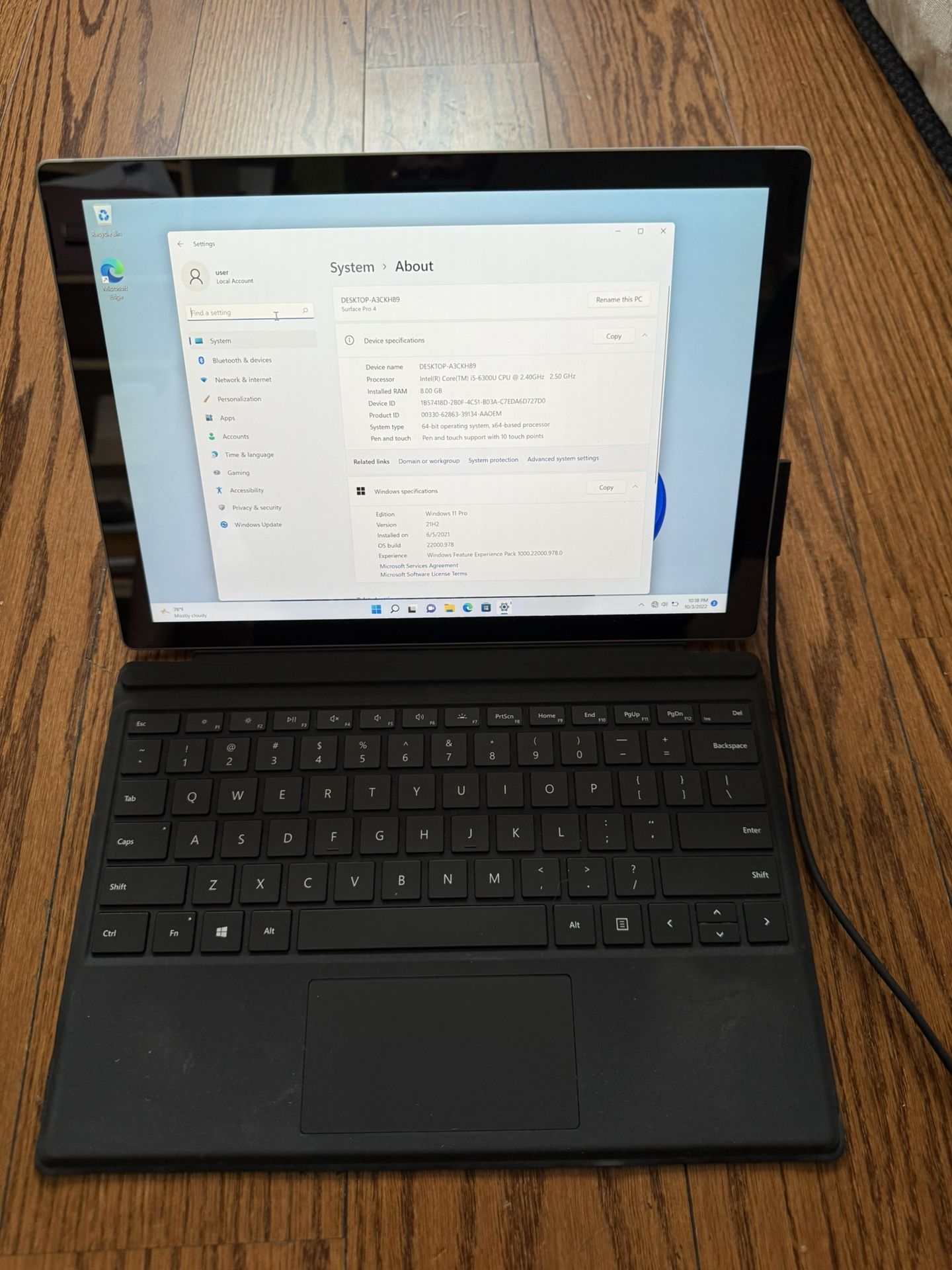 Microsoft Surface Pro 4/8GB RAM/256GB SSD/Fully Functional