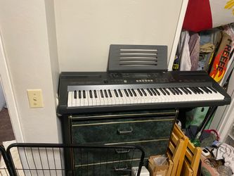 Casio piano & stand