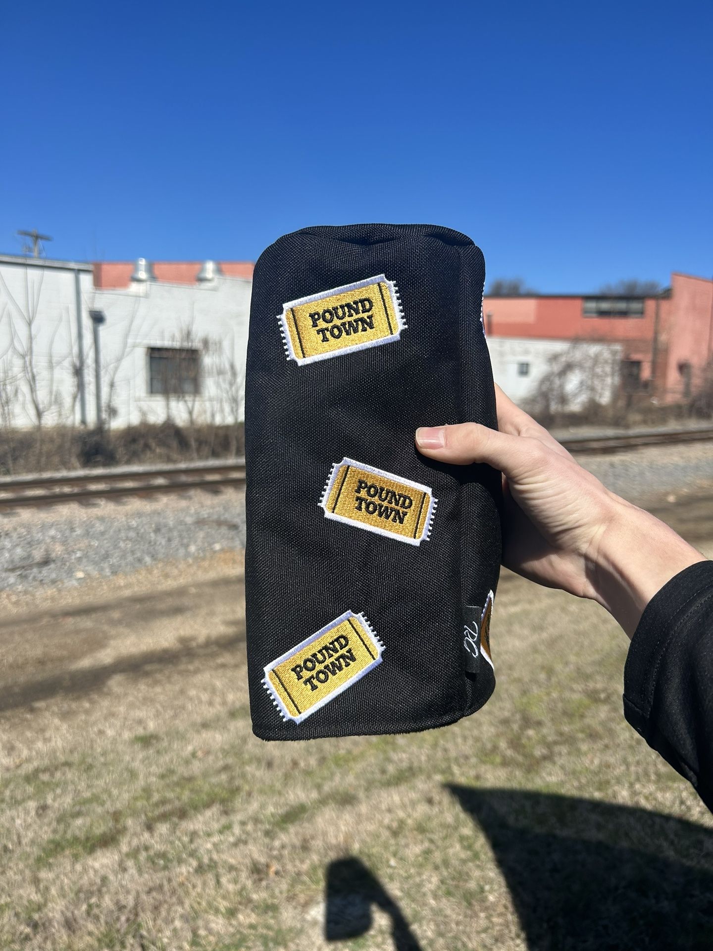 Pound town driver headcover