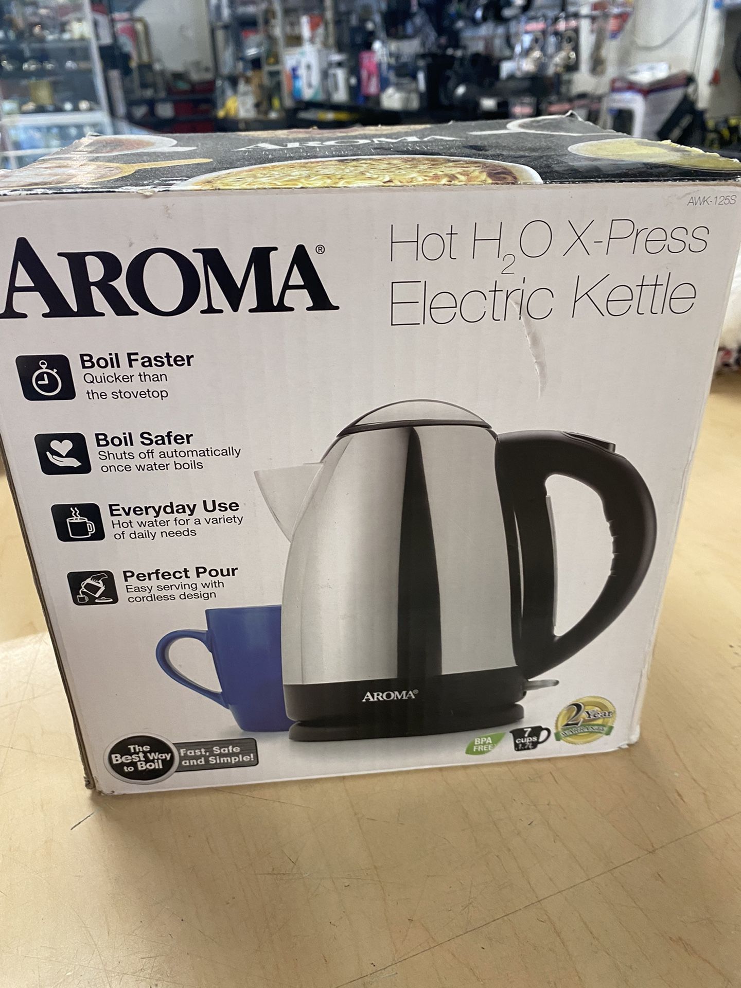 Kettle By Aroma 