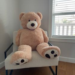 Valentines Bear 4 Feet Tall 