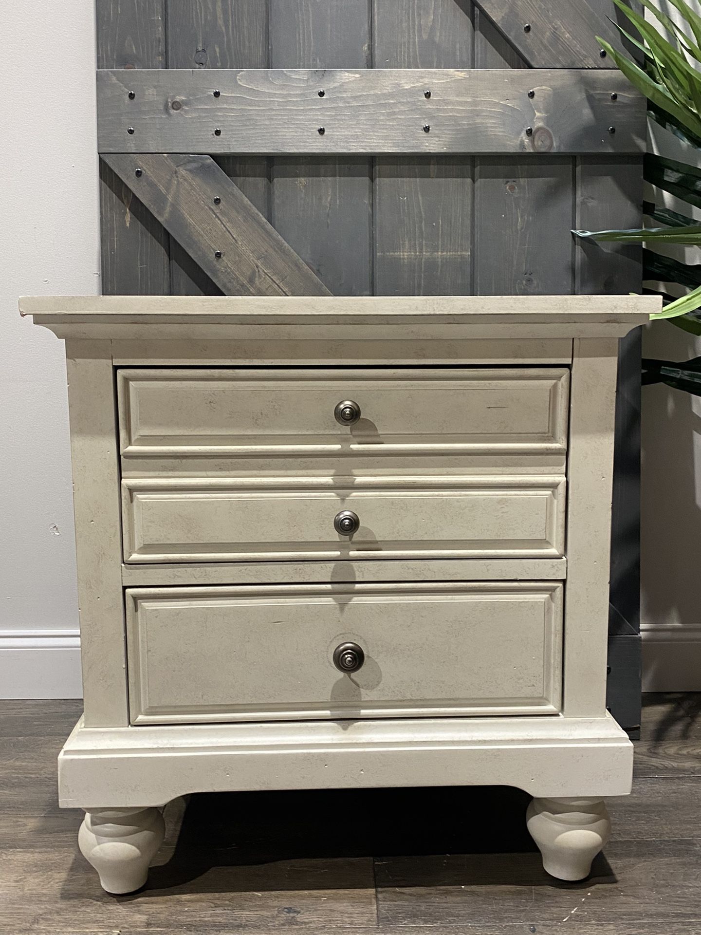 {ONE} Philomena 2 - Drawer Nightstand in Antique White. Minor wear. 29” x 28” x 17”. Solid + manufactured wood. MSRP $357. our price $195 + sales tax