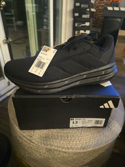 Adidas Galaxy 7 M size 13 Mens