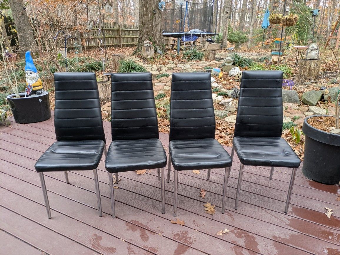 FREE: 4 Upholstered Chairs