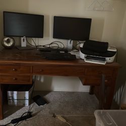 Classic Wood Desk