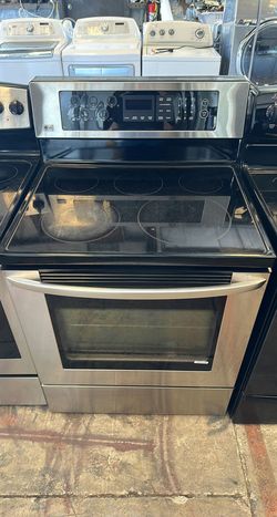 Stainless LG Electric Range with Glass Top