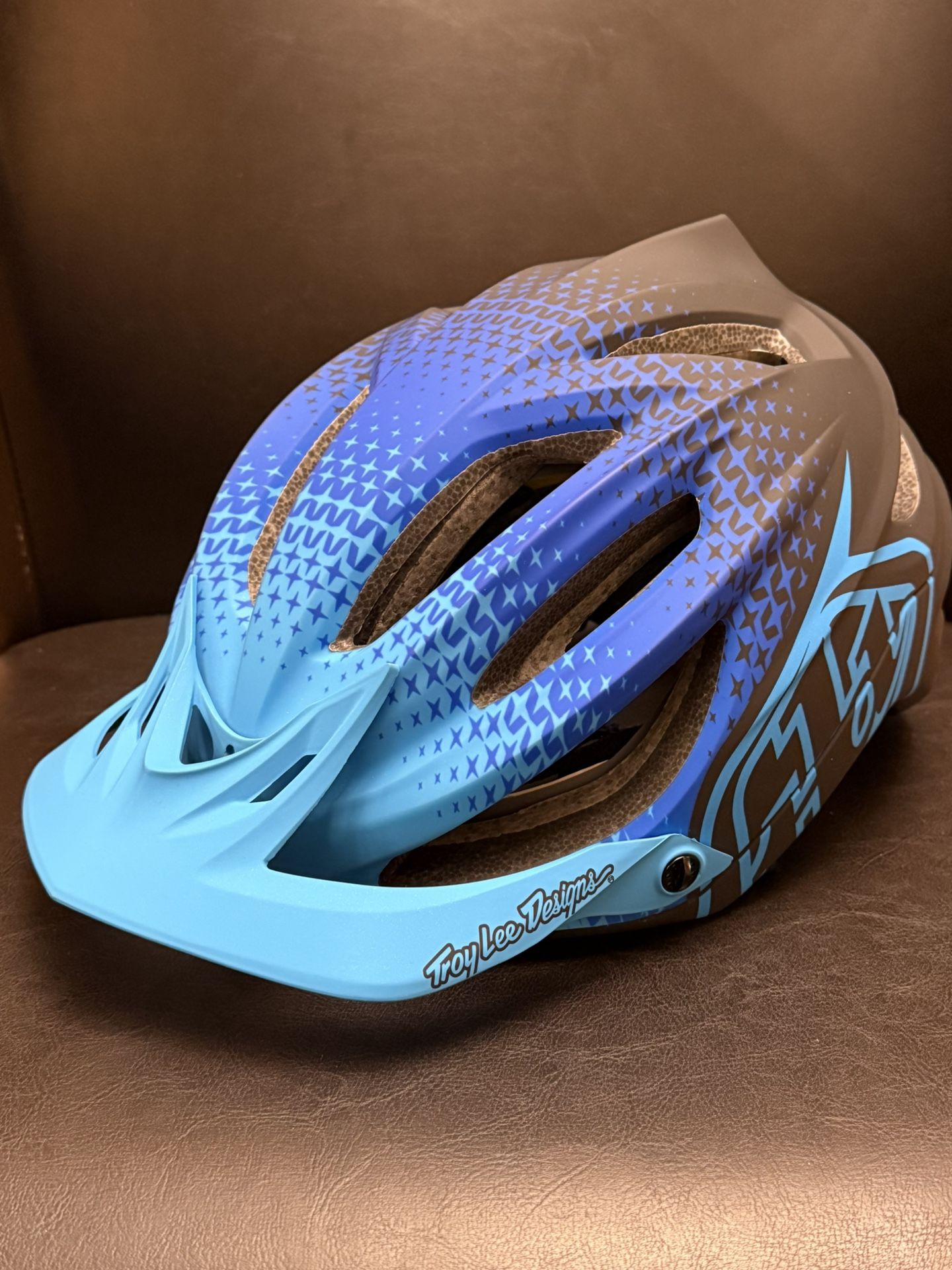 Brand New Slate Blue and Black Troy Lee Designs A2 w/ MIPS - Size XL