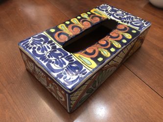 VINTAGE TALAVERA MEXICAN POTTERY  TISSUE BOX COVER  