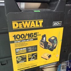 Dewalt New Kit laser 20v Battery And Charger 
