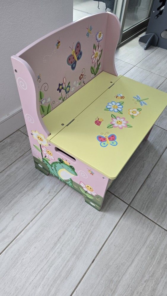 Kids Toy Chest / Bench