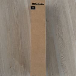 Manfrotto Aluminum Tripod