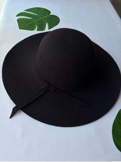 Woman Black Wool Felt Fall Hat