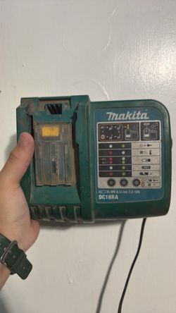 Makita DC18RA Battery Charger