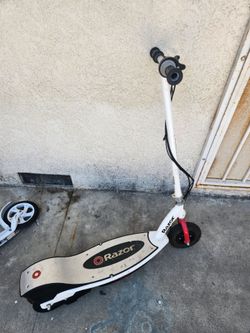 Razor electric scooter