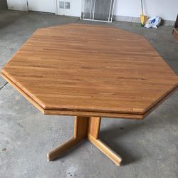 Dinning Room Table 