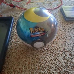 Pokemon Pokeball Tin Trading Card Game 