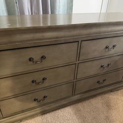 Dresser 6 Drawers