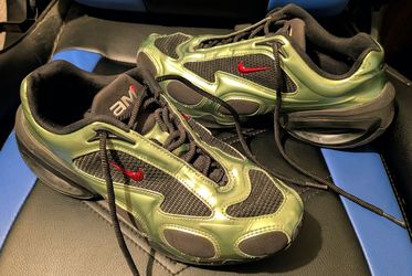 Nike Air Max Muse
Metallic Oil Green (Women's) 7.5