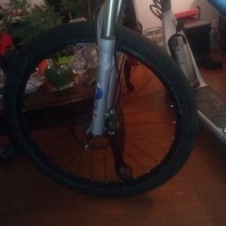26" MENS SPECIALIZED EPIC M4
